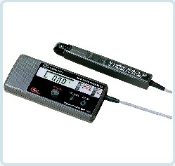 MODEL 2010�Q�α�